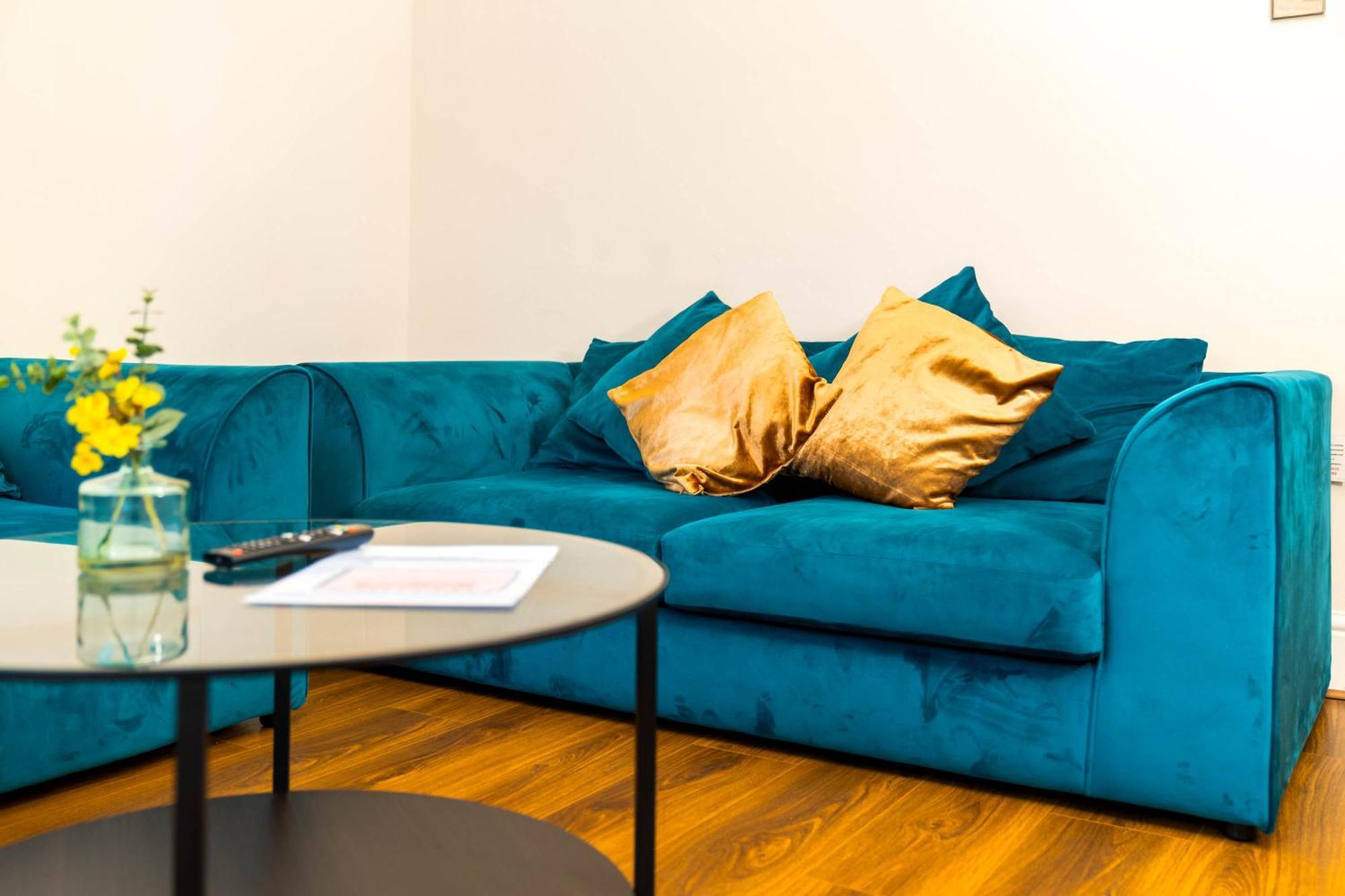 3 Bed House For Contractors & Families And Free Parking Villa เบอร์มิงแฮม ภายนอก รูปภาพ